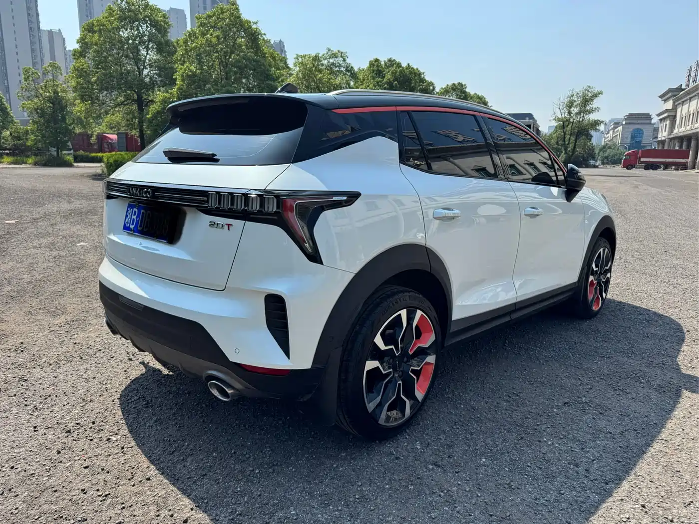 Lynk & Co 06 2020 1.5T Halo фото 7