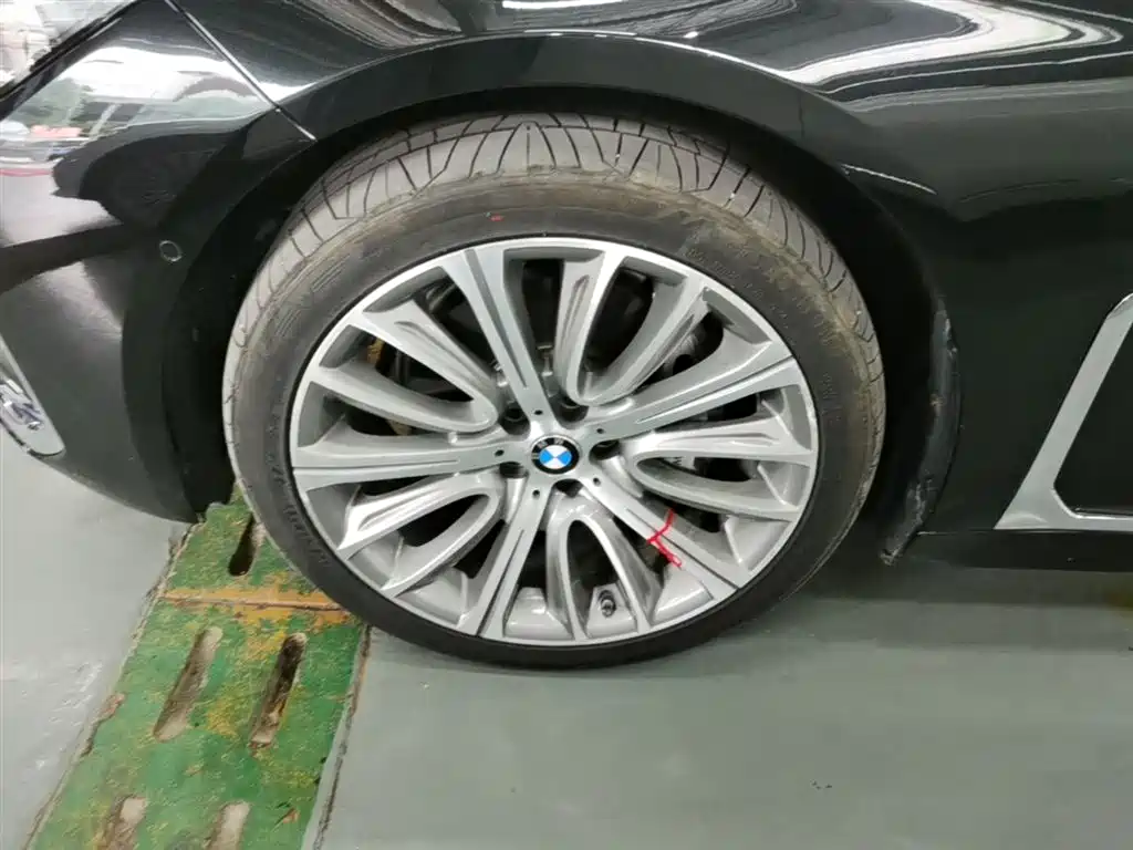 BMW 7 Series 2019 Facelift 740Li Leading Luxury Package фото 23
