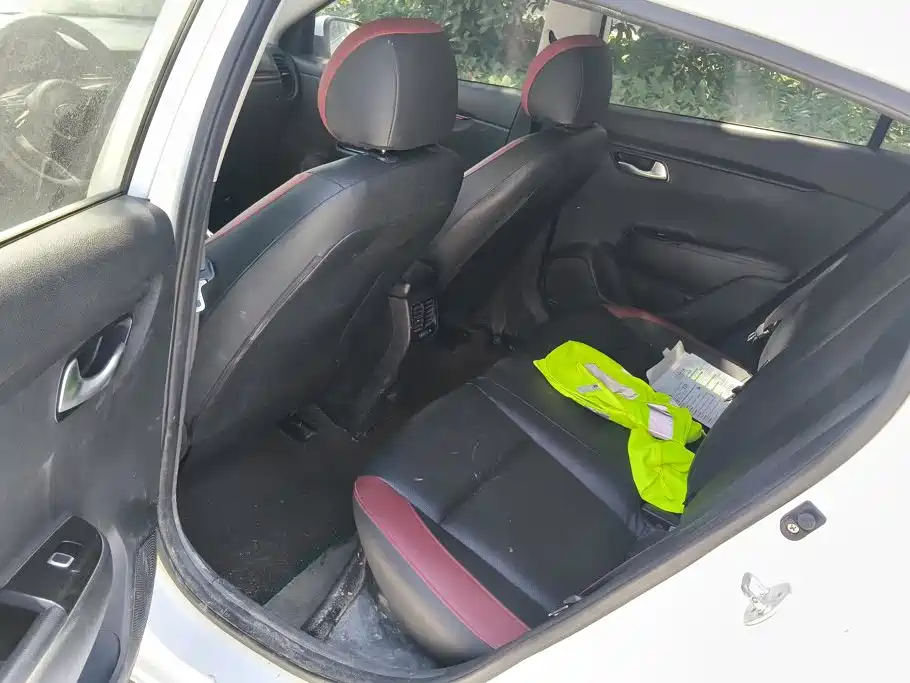 Kia KX CROSS 2019 2017 1.4L AT GLS