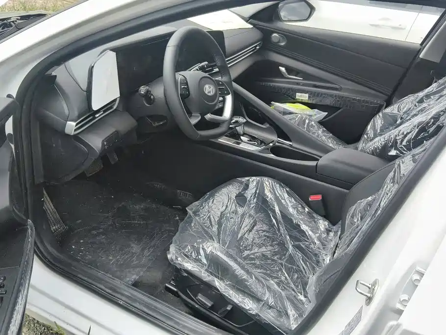 Hyundai Elantra 2026 2023 1.5L CVT GLX Elite Edition