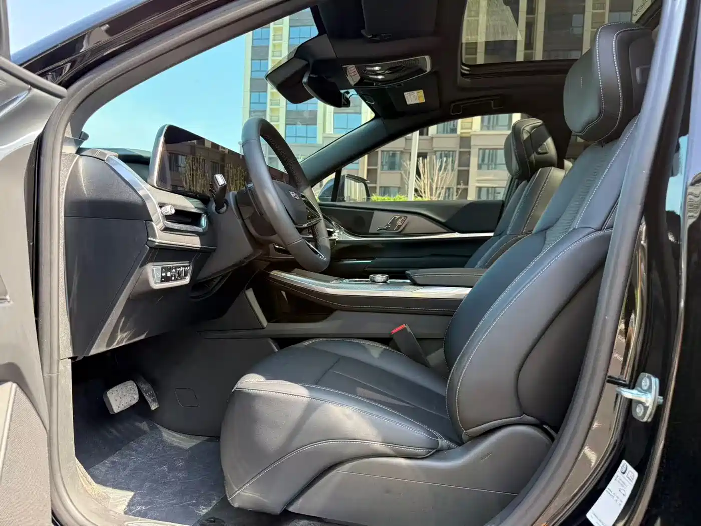 Cadillac Cadillac XT5 2026 2.0T Metropolitan Edition 5