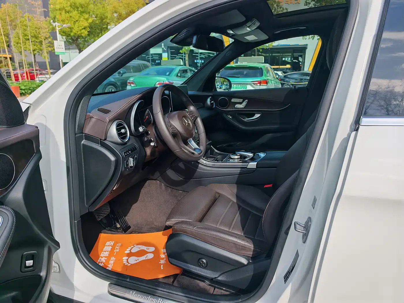 Mercedes-Benz GLC 2016 GLC 300 4MATIC Luxury фото 7