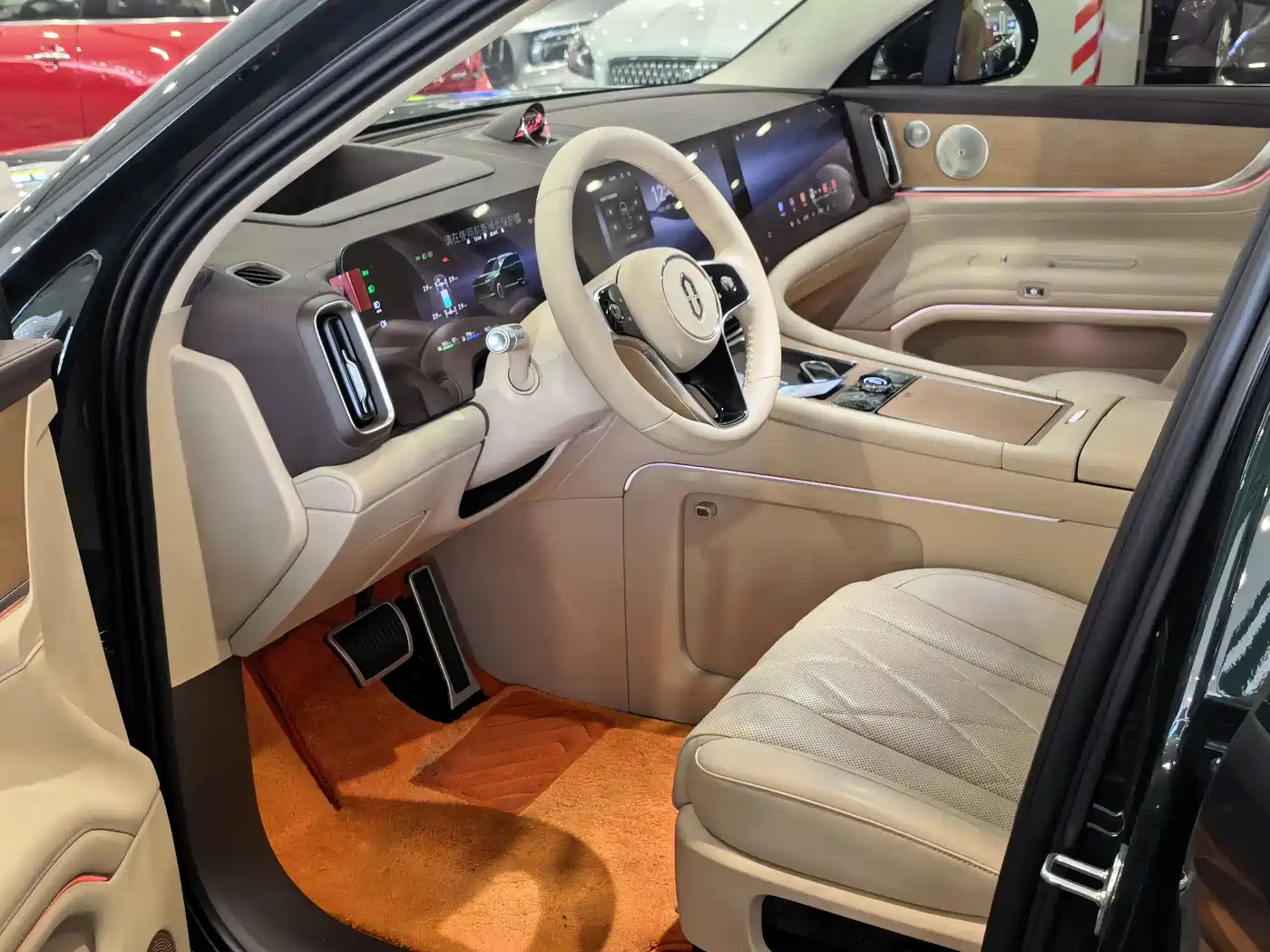 AITO Wenjie AITO M9 2024 Range Extender Ultra 52kWh 6-seater фото 6
