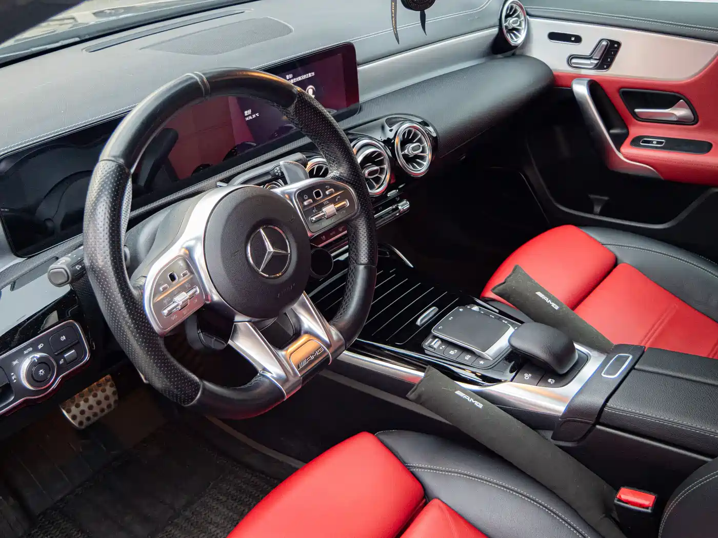 Mercedes-Benz A-Class AMG 2020 AMG A 35 L 4MATIC фото 20