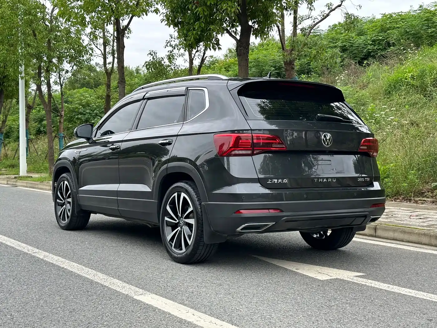 Volkswagen Tharu 2022 280TSI FWD Luxury Edition фото 5