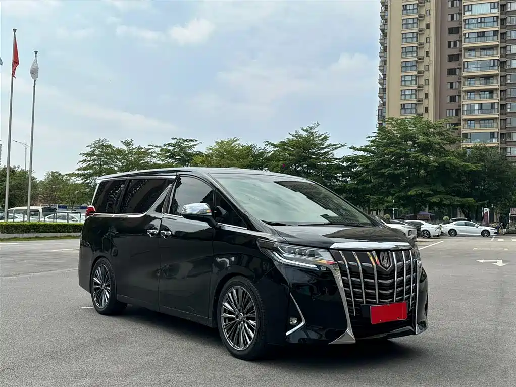 Toyota Alphard 2018 3.5L Luxury фото 4