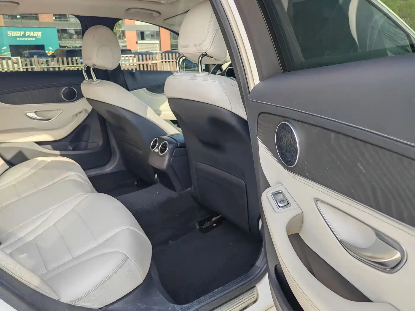 Mercedes-Benz C-Class 2015 C 180 L Sport фото 23