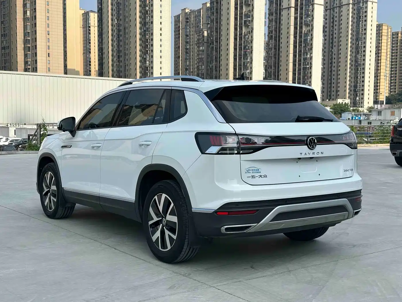 Volkswagen Tayron 2023 280TSI 2WD Luxury Plus Advanced Edition фото 4