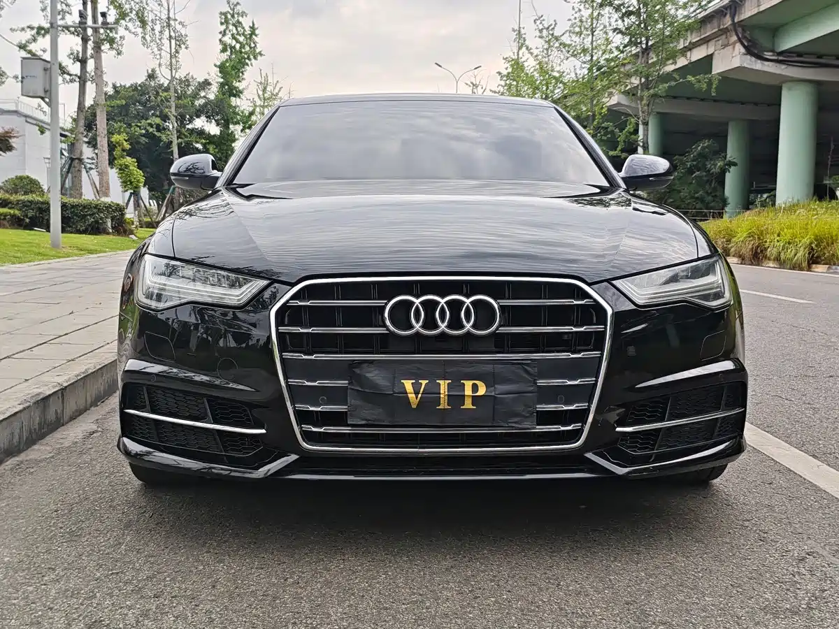 Audi A6L 2018 30th Anniversary 35 TFSI Fashion фото 2