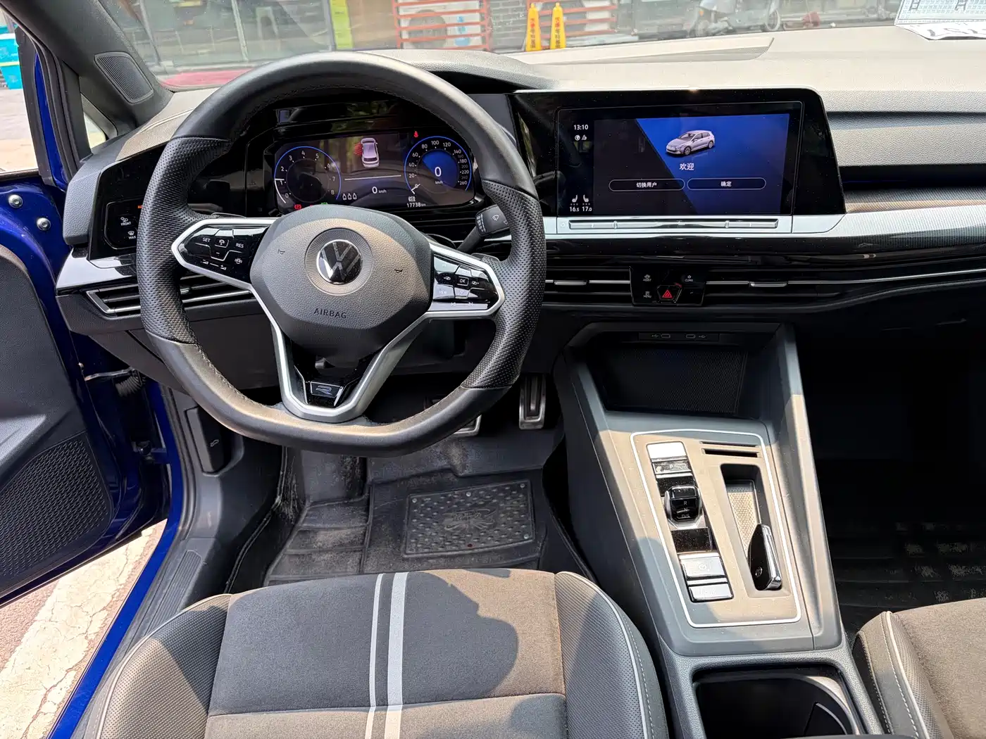 Volkswagen Golf 2021 280TSI DSG R-Line фото 6