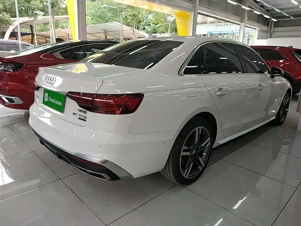 Audi A4L 2020 40 TFSI quattro Luxury Dynamic фото 7