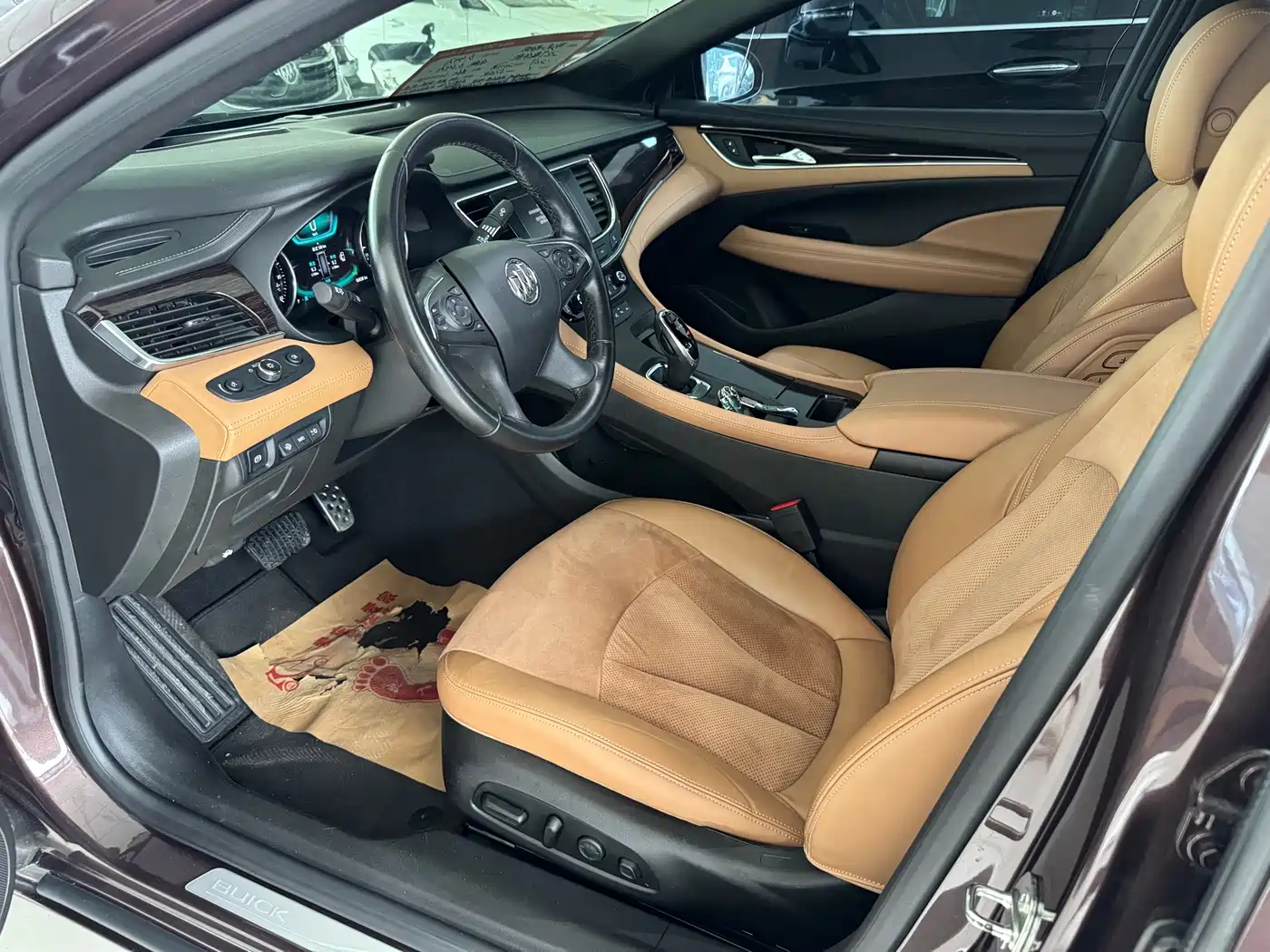 Buick LaCrosse 2016 Model 28T Luxury фото 3