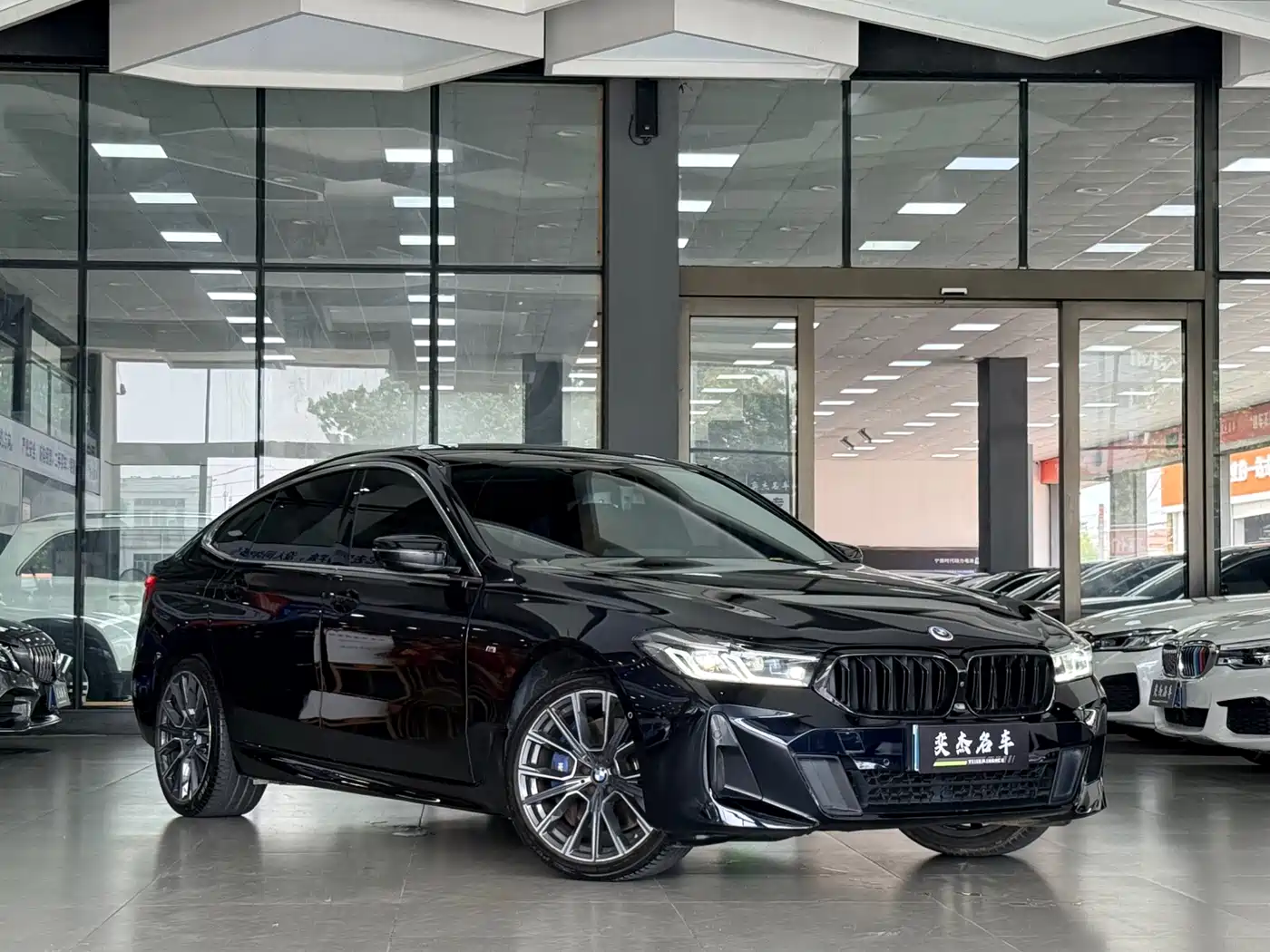 BMW 6 Series GT 2021 Facelift 630i M Sport Grand Tourer Edition фото 3