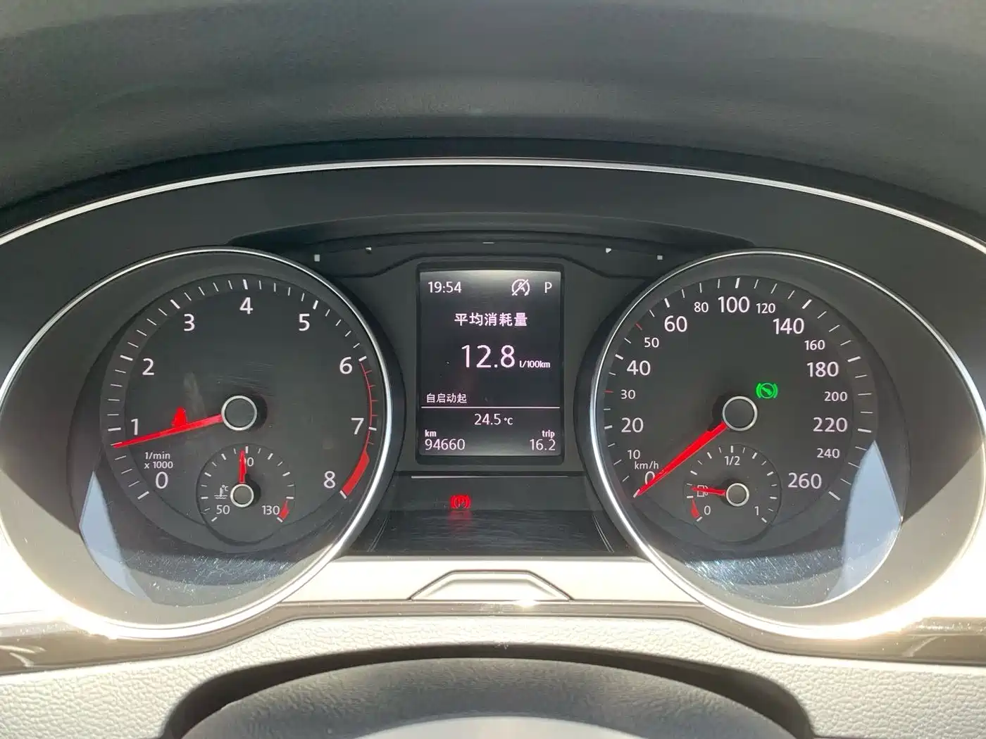 Volkswagen Magotan 2018 Facelift 330TSI DSG Luxury фото 11