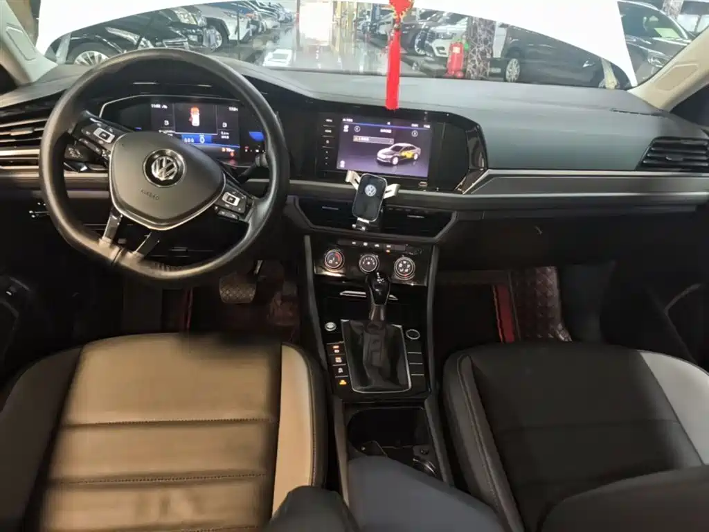 Volkswagen Sagitar 2021 200TSI DSG Comfort Smart Edition фото 3