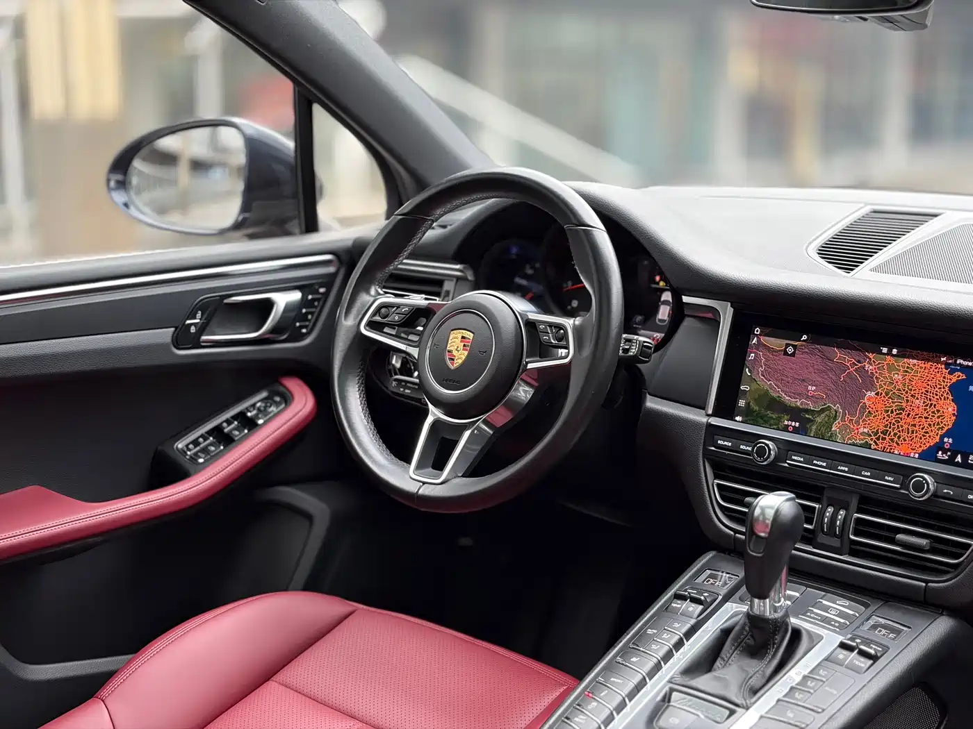 Porsche Macan 2018 Macan 2.0T фото 11