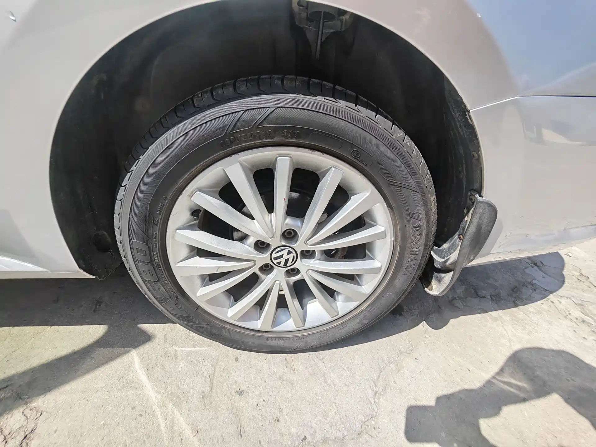 Фото 14 - Volkswagen Lavida