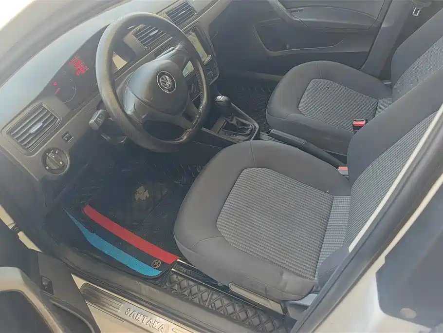Volkswagen Santana 2016 1.6L Automatic Trend Edition фото 9