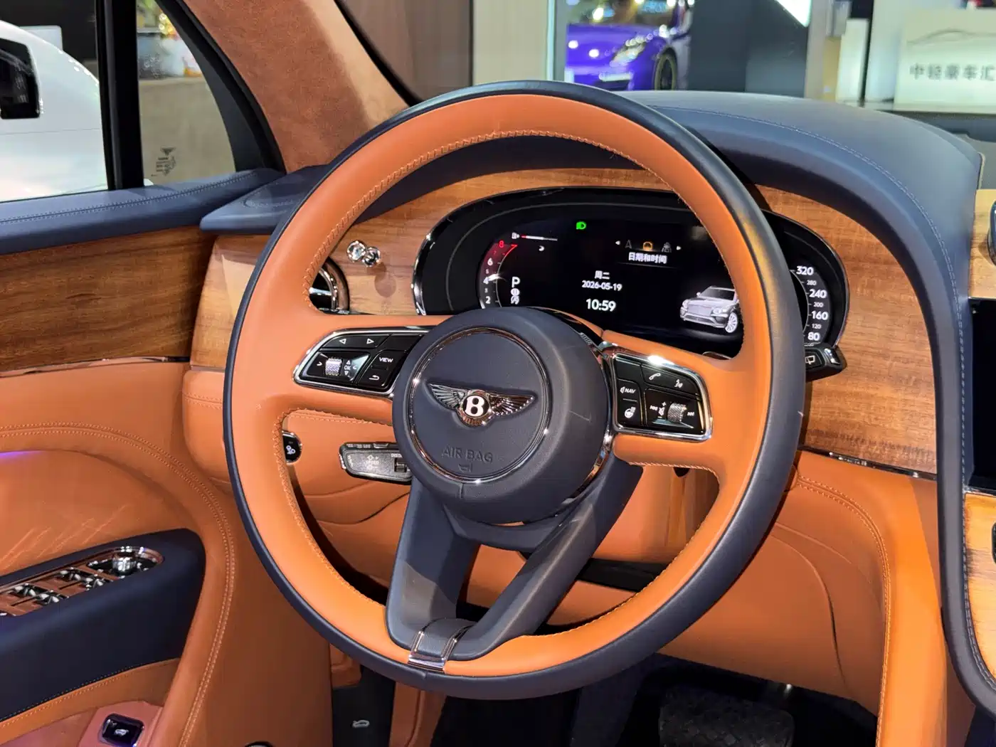 Bentley Bentayga 2025 2024 4.0T V8