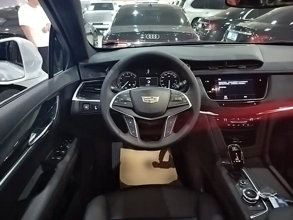 Cadillac XT5 2024 2023 2.0T 2WD Fashion Edition