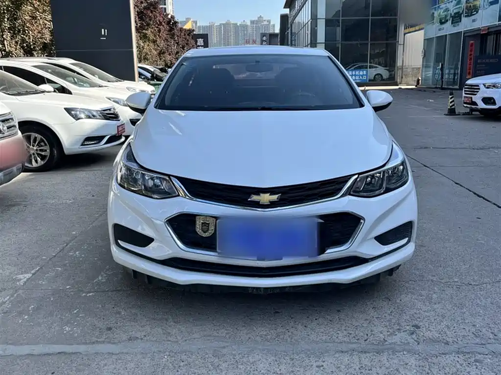 Chevrolet Cruze 2018 320 Automatic Pioneer Sunroof Edition фото 7