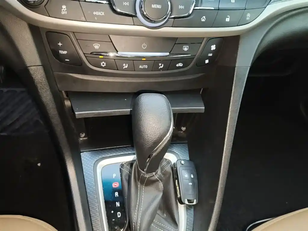 Buick Excelle 2018 18T Automatic Flagship фото 14