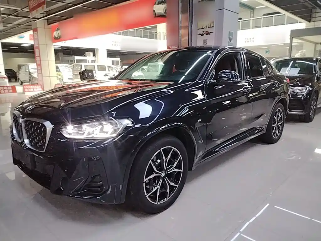 2024 BMW X4