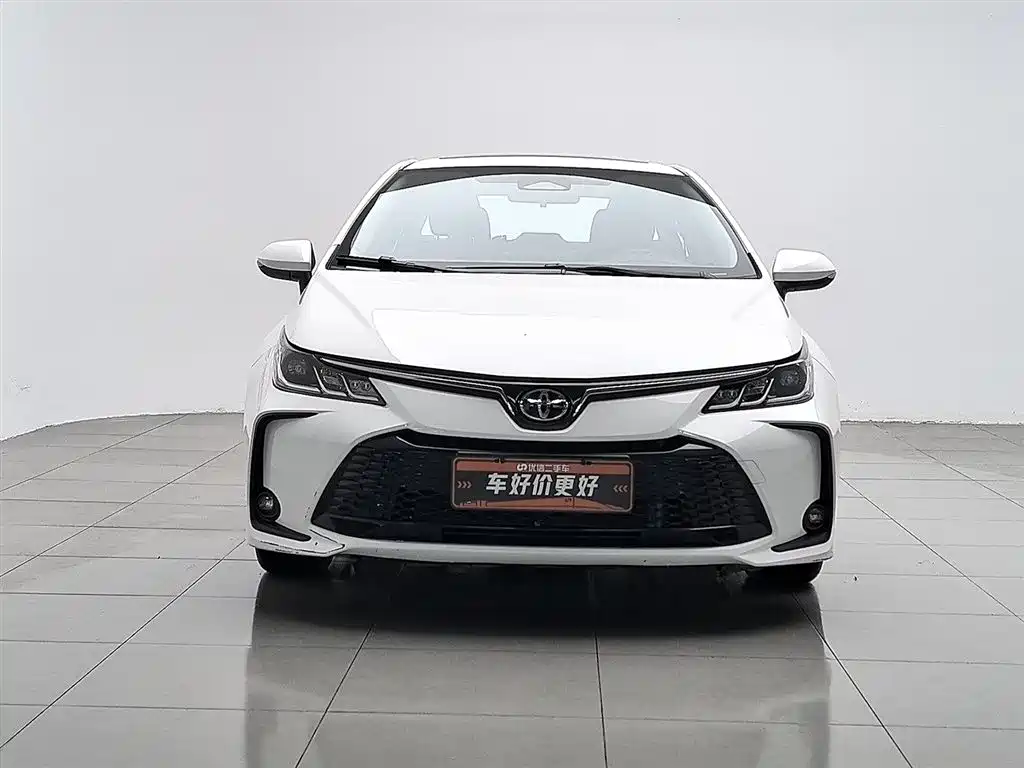 Toyota Corolla 2024 Model 1.8L Smart Hybrid Elite Edition фото 3