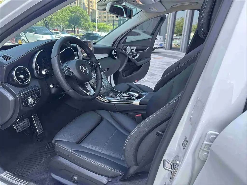 Mercedes-Benz C-Class 2018 C 200 L Sport Achievement Special Edition фото 9