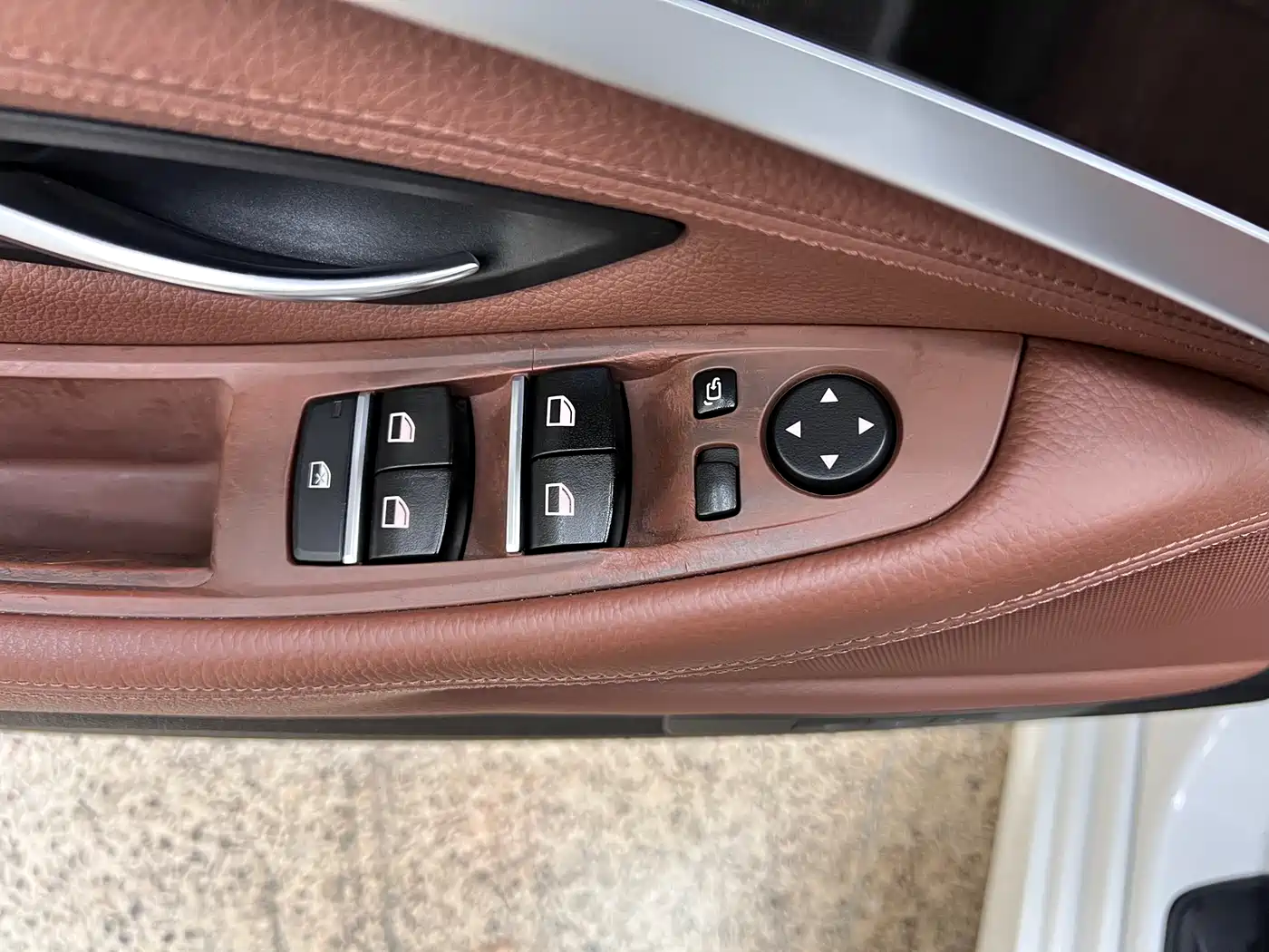 BMW 5 Series 2017 525Li Leading Edition фото 13