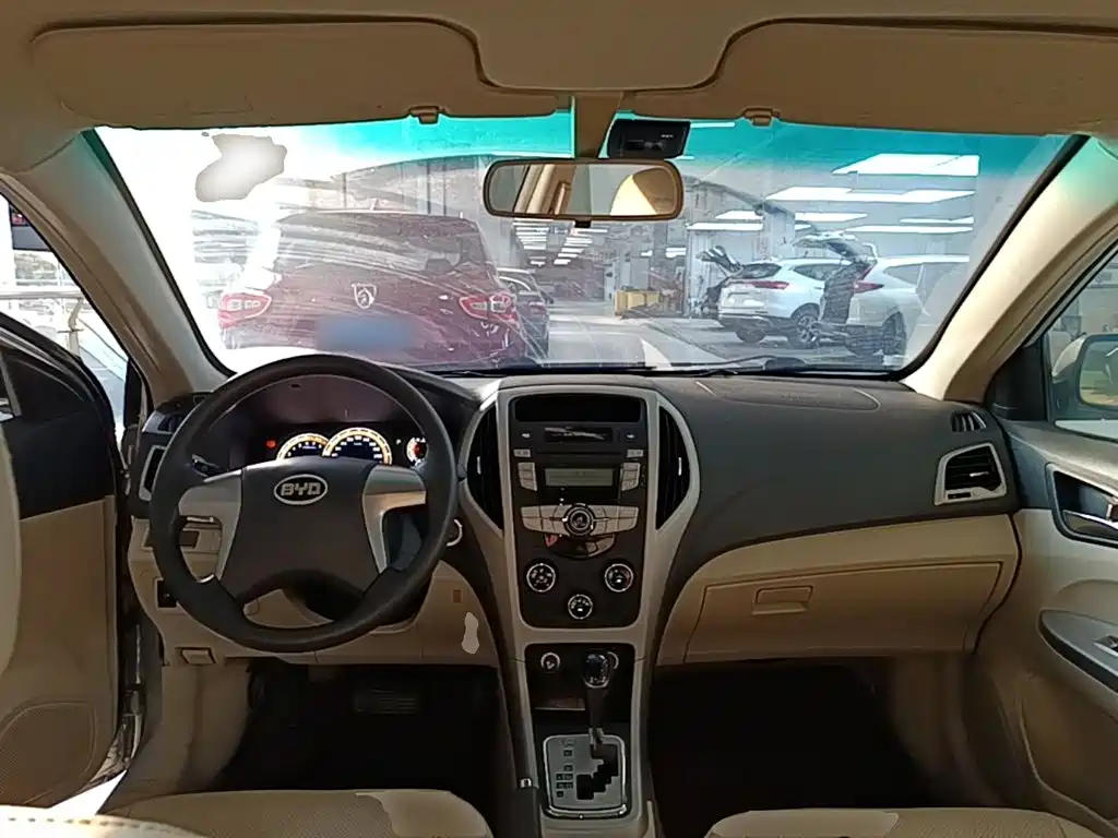 BYD F3 2015 2015 Energy-saving Edition 1.5L Automatic Luxury