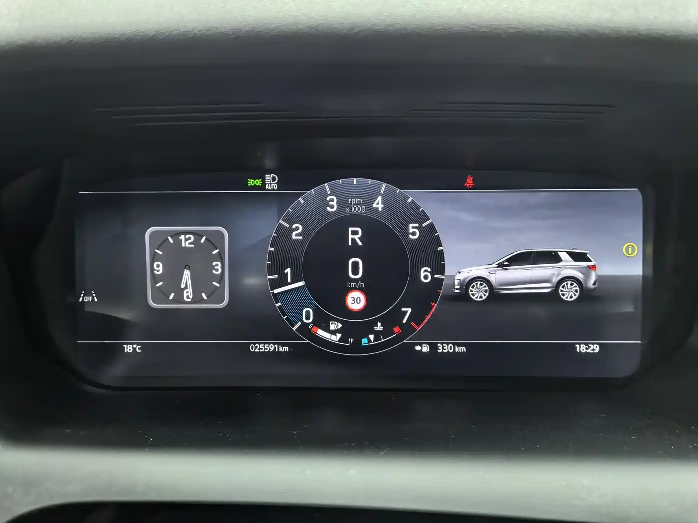 Land Rover Discovery Sport 2024 Luxury Custom Edition фото 14