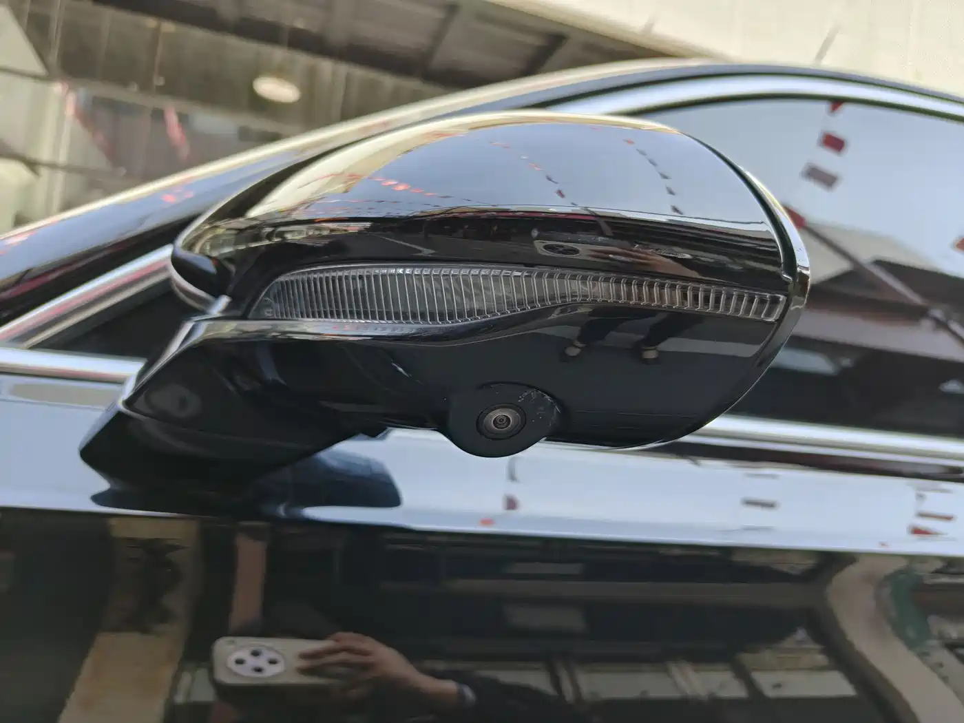 Hongqi H9 2022 2.0T Smart Connect Flag Enjoy Edition фото 14