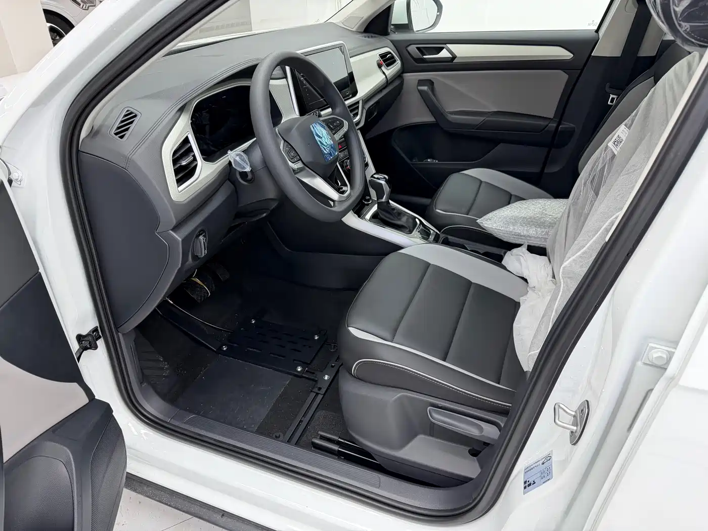 Volkswagen T-ROC 2026 2026 280TSI DSG 2WD Time Edition