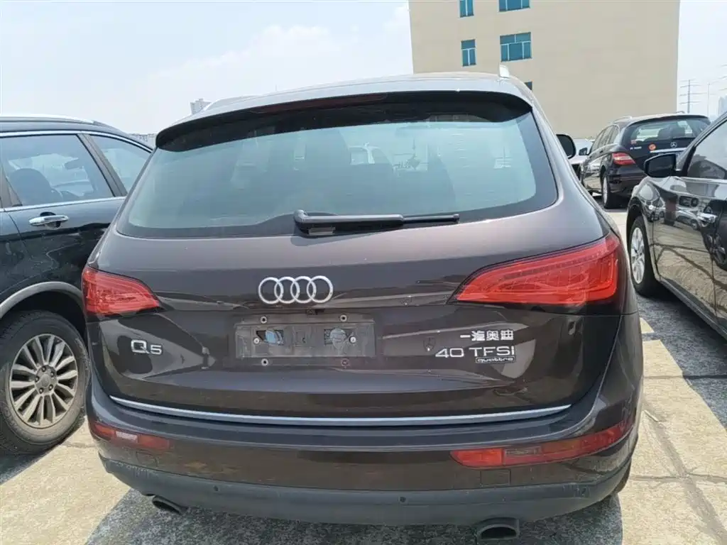 Audi Q5 2016 40 TFSI Technology Model фото 6