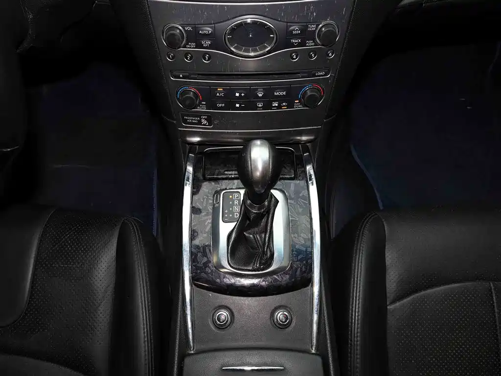 Infiniti G Series 2013 G25 Sedan Luxury Sport Edition фото 13