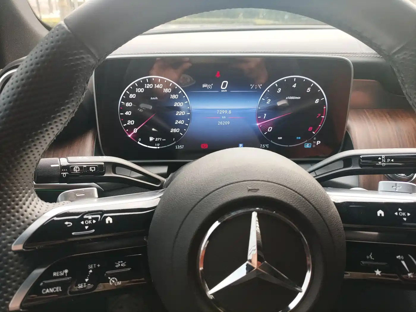 Mercedes-Benz GLC 2023 GLC 300 L 4MATIC Luxury 5-Seater фото 11
