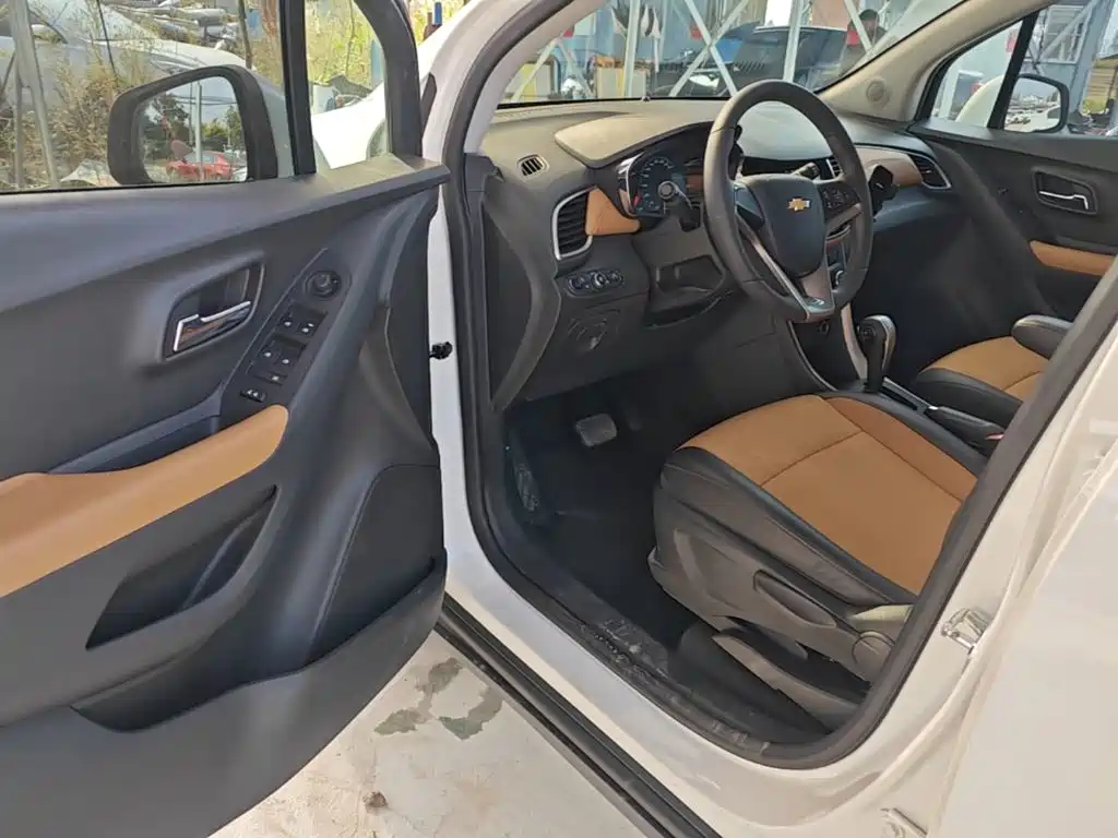 Фото 16 - Chevrolet Trax