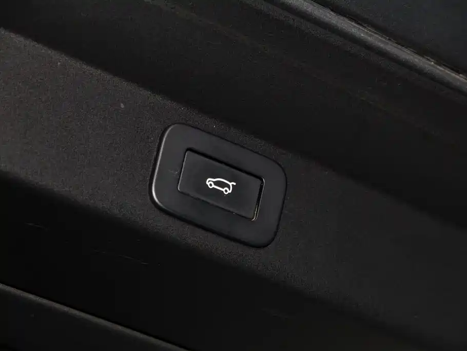 Land Rover Range Rover Sport 2024 400PS Dynamic SE фото 32