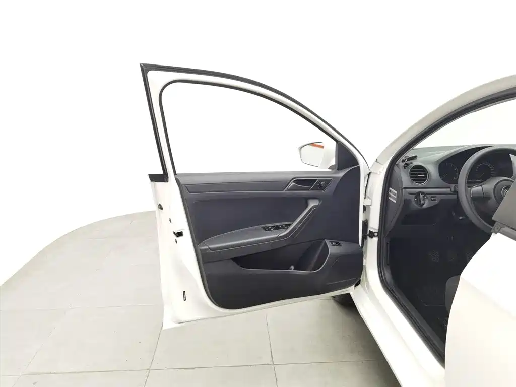 Volkswagen Jetta 2015 Value Edition 1.6L Manual Fashion фото 8
