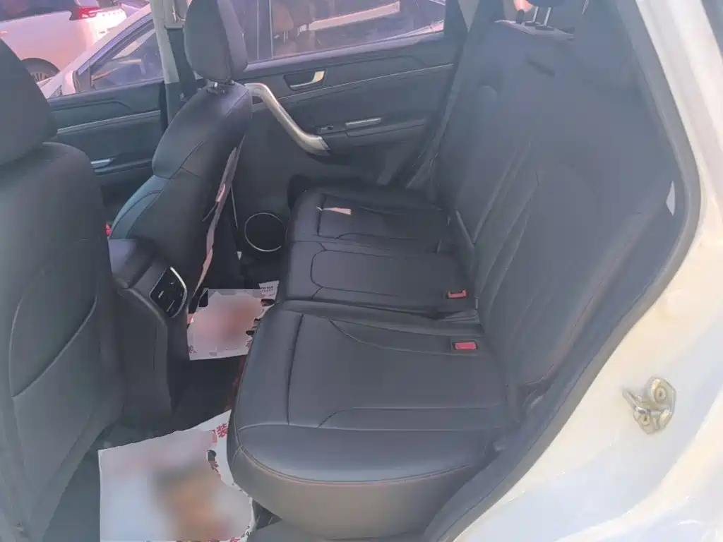 Фото 17 - Haval M6