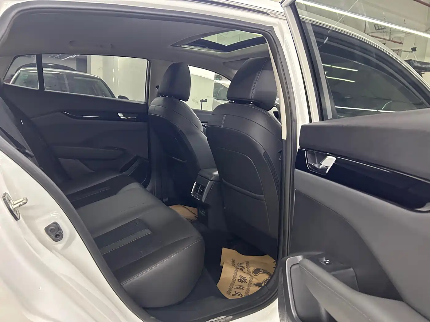 Dongfeng Aeolus Yixuan 2020 2020 230T Automatic Dazzle Edition