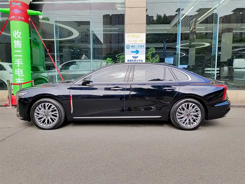 Hongqi H5 2023 2.0T Auto Smart Connect Flag Comfort фото 3