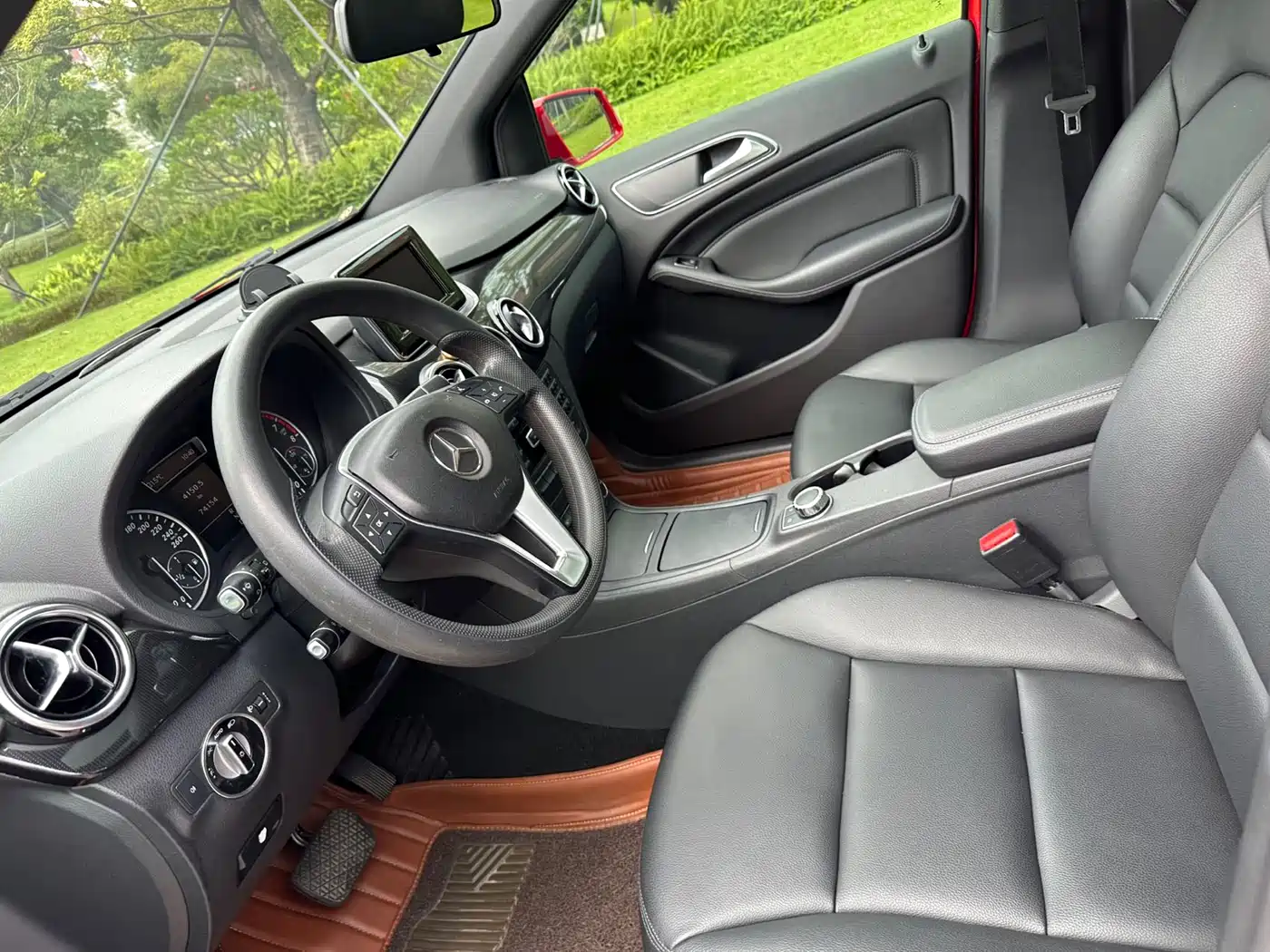 Mercedes-Benz B-Class 2012 B 180 фото 9