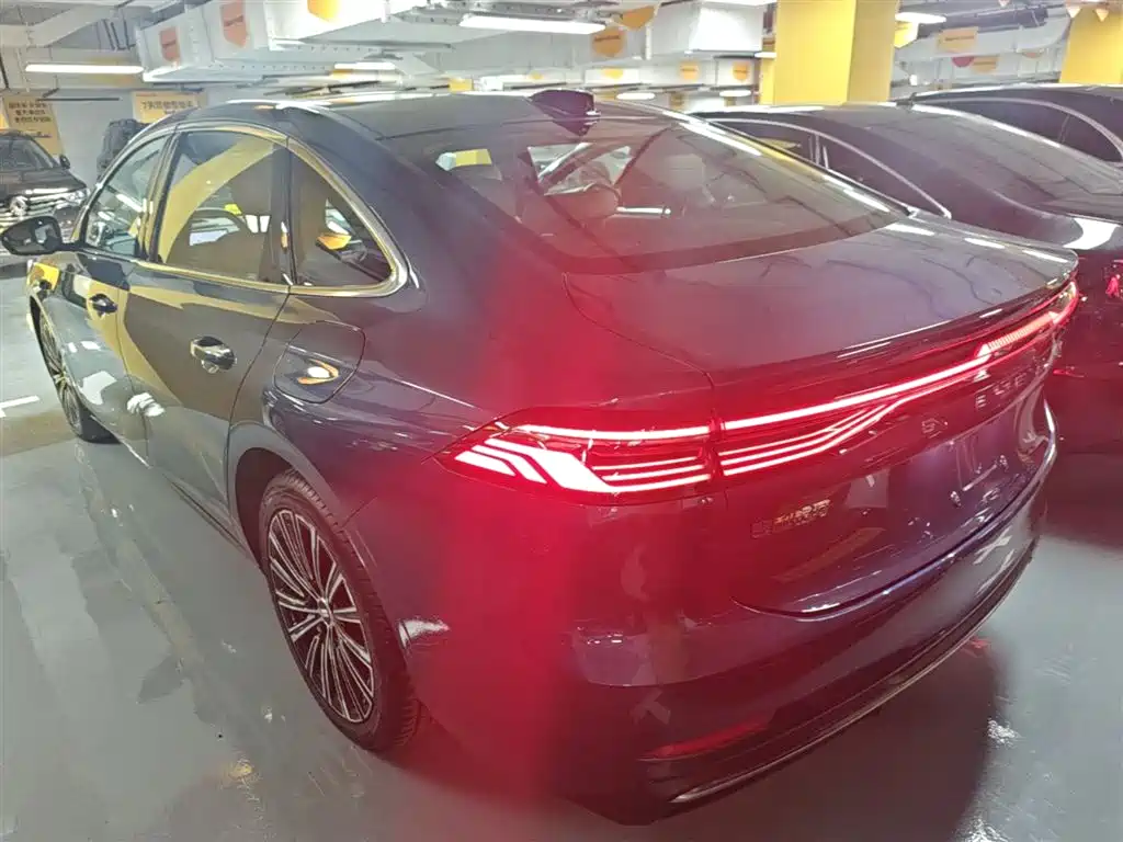 Geely Galaxy Galaxy A7 2025 EM-i фото 5
