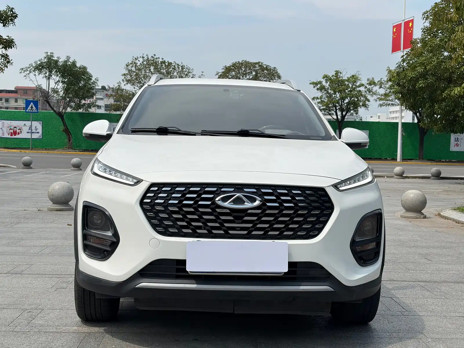 Фото 2 - Chery Tiggo 3x