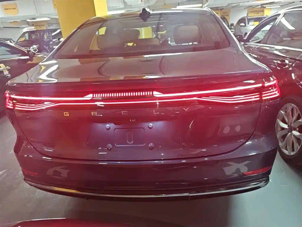 Geely Galaxy Galaxy A7 2025 EM-i фото 6