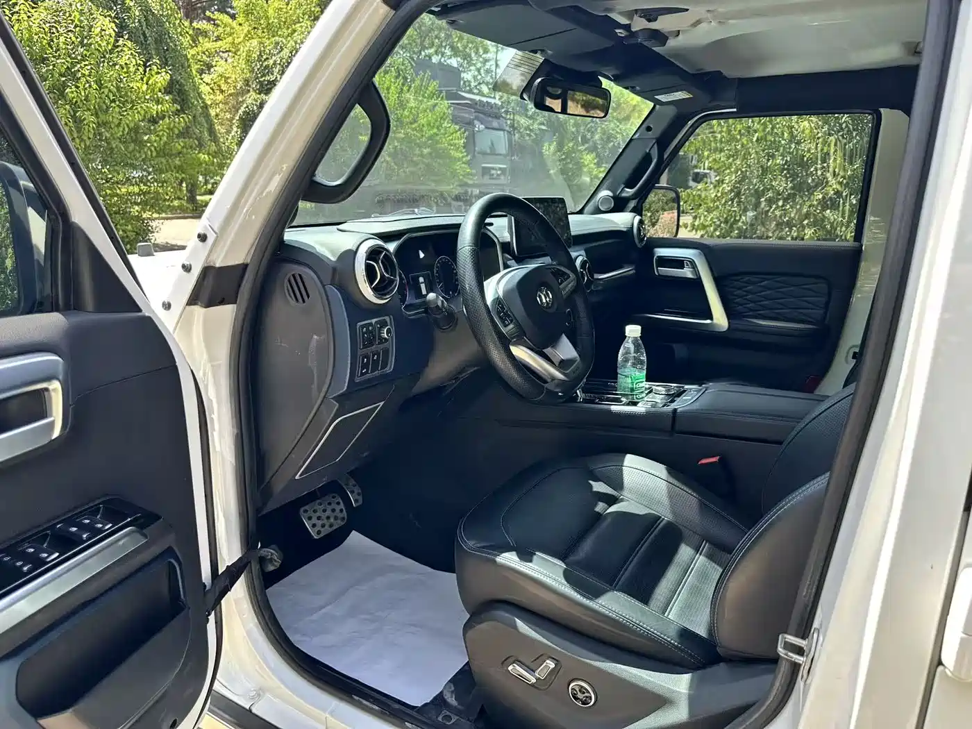 BAIC ORV Beijing Offroad BJ40 2019 PLUS 2.3T Automatic 4WD Luxury Edition China VI фото 4