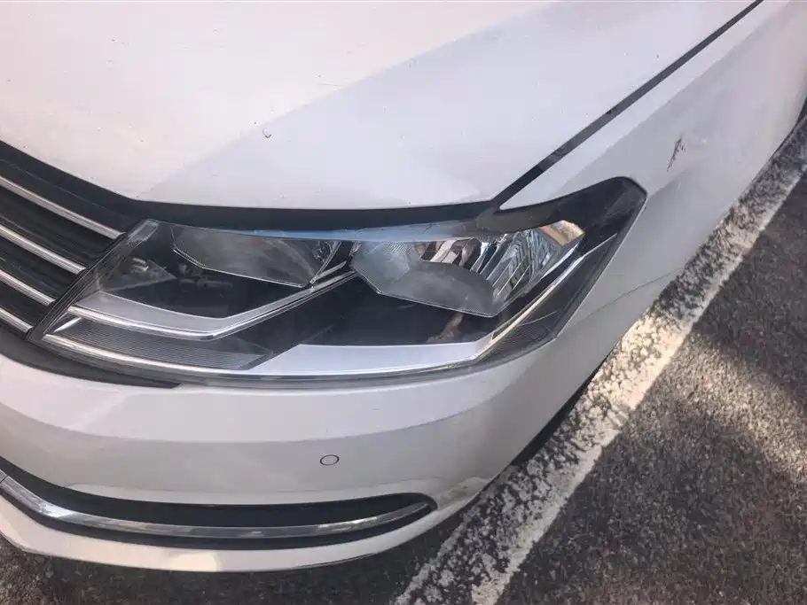 Volkswagen Lavida 2017 1.6L Automatic Comfort Edition фото 5