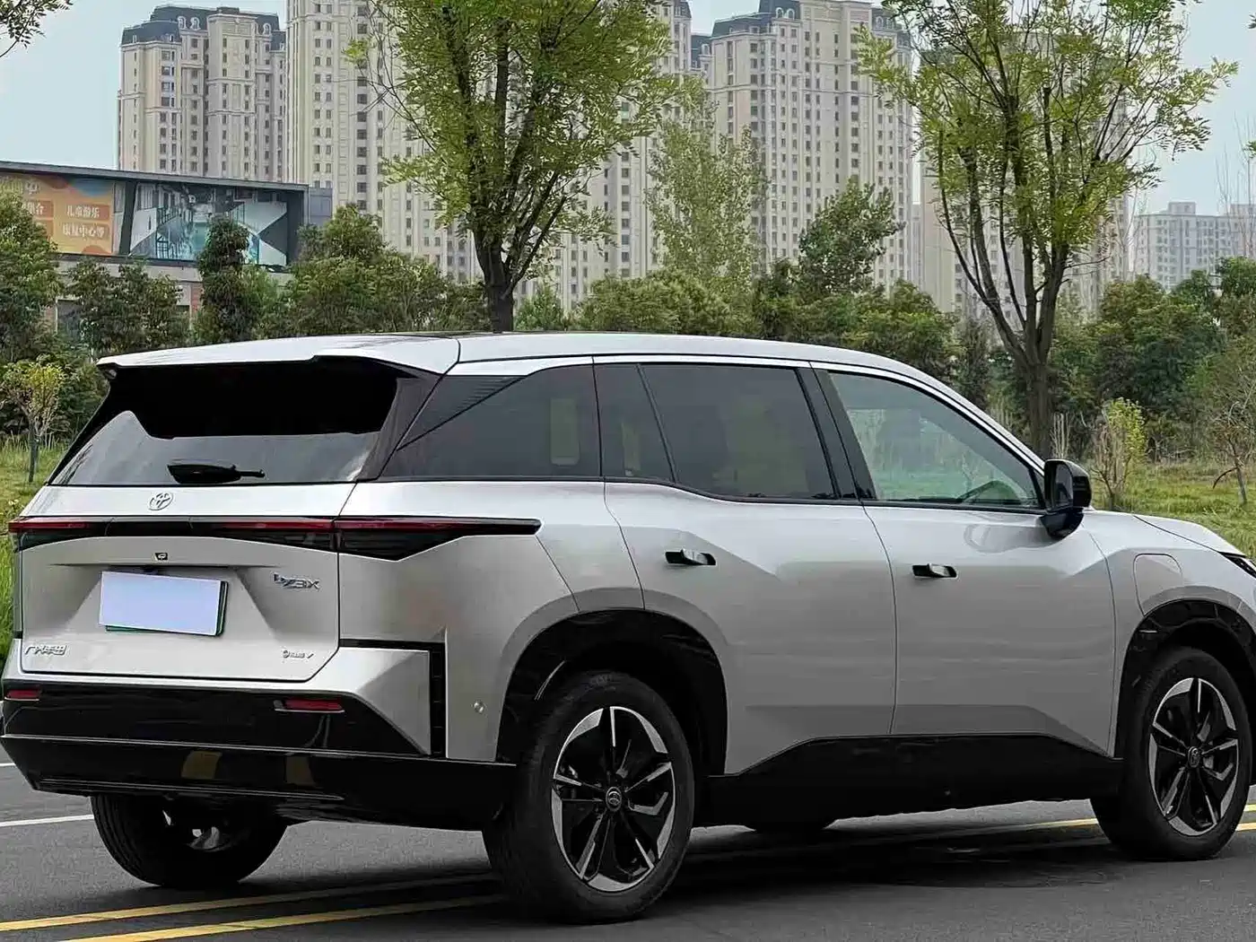 Фото 7 - Toyota BoZhi 3X